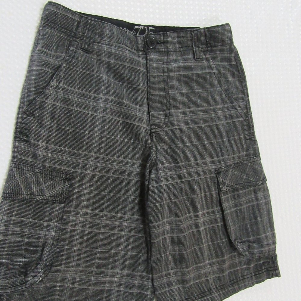 Boys size 12 Cargo shorts 725